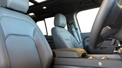 2025 (75) LAND ROVER DEFENDER 3.0 D250 X-Dynamic SE 110 5dr Auto 5130352