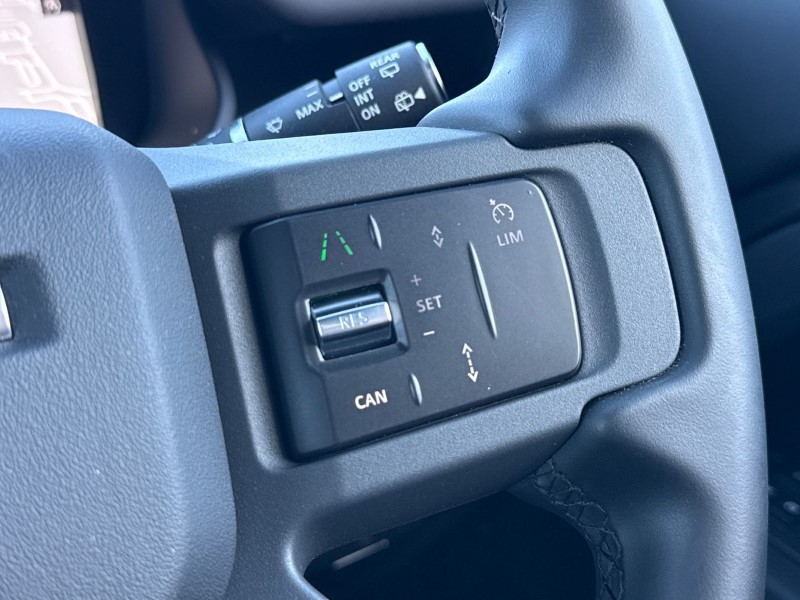 2025 (75) LAND ROVER DEFENDER 3.0 D250 X-Dynamic SE 110 5dr Auto 5150074