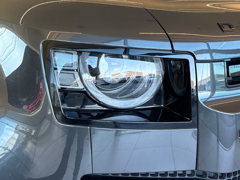 2025 (75) LAND ROVER DEFENDER 3.0 D250 X-Dynamic SE 110 5dr Auto 5130343