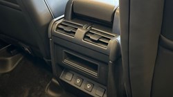 2025 (75) LAND ROVER DEFENDER 3.0 D250 X-Dynamic SE 110 5dr Auto 5150063