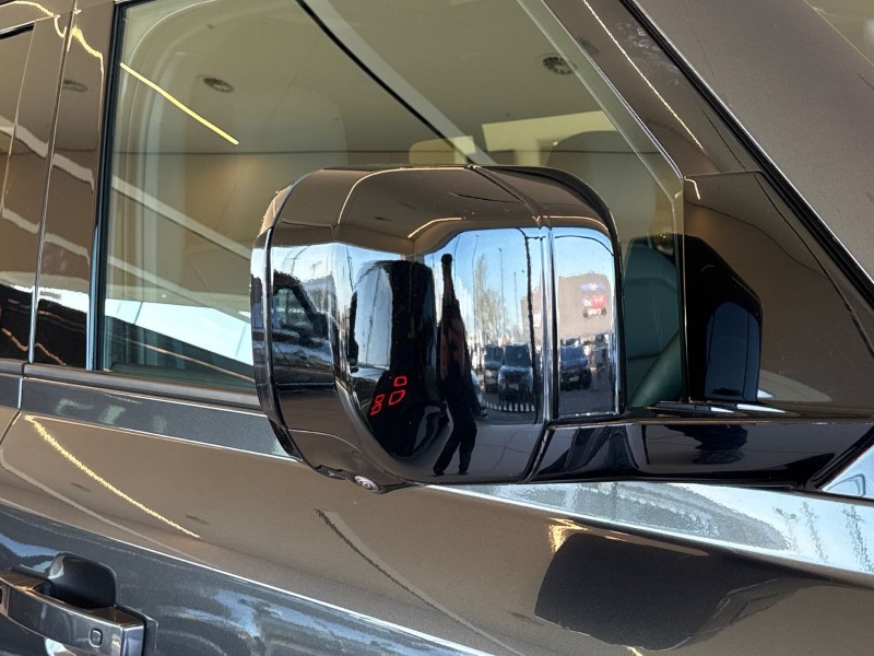 2025 (75) LAND ROVER DEFENDER 3.0 D250 X-Dynamic SE 110 5dr Auto 5130373