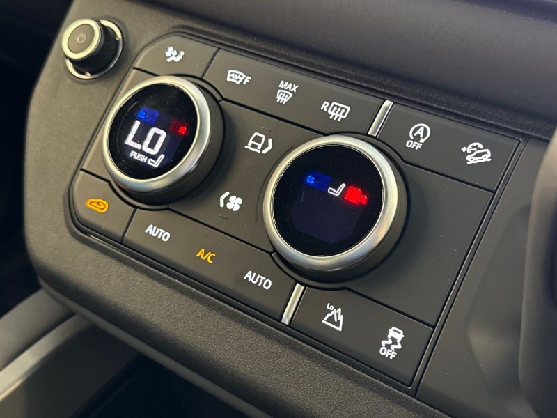 2025 (75) LAND ROVER DEFENDER 3.0 D250 X-Dynamic SE 110 5dr Auto 5130359