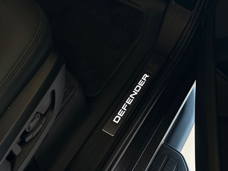 2025 (75) LAND ROVER DEFENDER 3.0 D250 X-Dynamic SE 110 5dr Auto 5130362