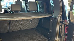 2025 (75) LAND ROVER DEFENDER 3.0 D250 X-Dynamic SE 110 5dr Auto 5130363