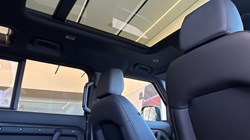 2025 (75) LAND ROVER DEFENDER 3.0 D250 X-Dynamic SE 110 5dr Auto 5150066
