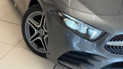 2021 (70) MERCEDES-BENZ A CLASS A200d AMG Line 5dr Auto 4613863