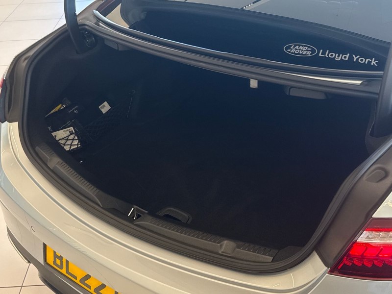 2022 (22) MERCEDES-BENZ E CLASS E300 AMG Line Night Ed Premium Plus 2dr 9G-Tronic 4600639