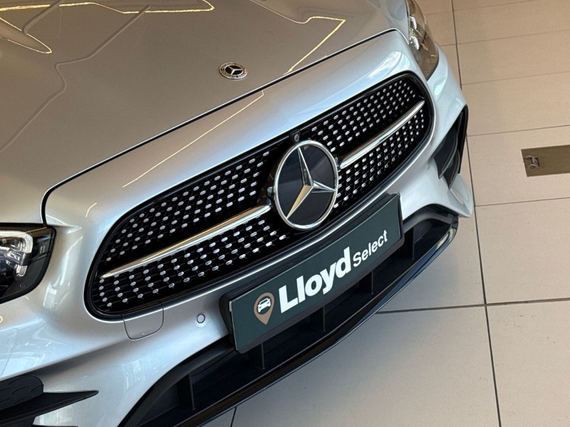 2022 (22) MERCEDES-BENZ E CLASS E300 AMG Line Night Ed Premium Plus 2dr 9G-Tronic 4600642