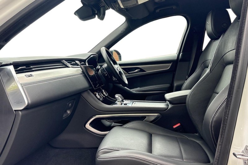 2022 (22) JAGUAR F-PACE 2.0 D200 R-Dynamic S 5dr Auto AWD 5391314