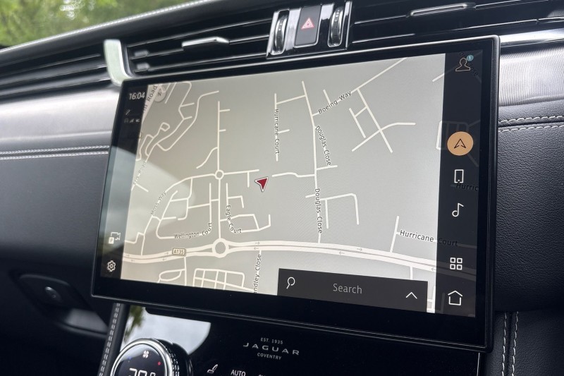2022 (22) JAGUAR F-PACE 2.0 D200 R-Dynamic S 5dr Auto AWD 5391342