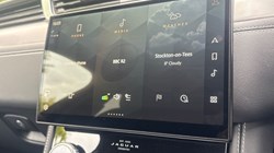 2022 (22) JAGUAR F-PACE 2.0 D200 R-Dynamic S 5dr Auto AWD 5391341