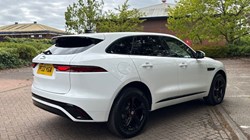 2022 (22) JAGUAR F-PACE 2.0 D200 R-Dynamic S 5dr Auto AWD 5391369
