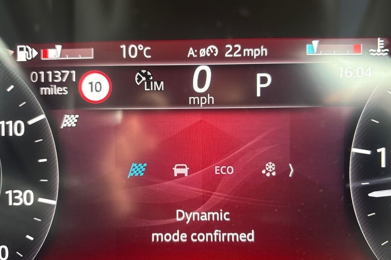 2022 (22) JAGUAR F-PACE 2.0 D200 R-Dynamic S 5dr Auto AWD 5391346