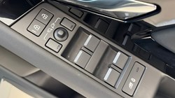 2025 (75) LAND ROVER RANGE ROVER EVOQUE 2.0 D200 Dynamic SE 5dr Auto 5128120