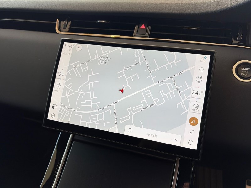 2025 (75) LAND ROVER RANGE ROVER EVOQUE 2.0 D200 Dynamic SE 5dr Auto 5128128