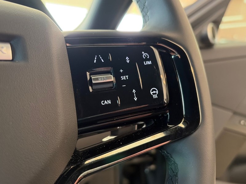 2025 (75) LAND ROVER RANGE ROVER EVOQUE 2.0 D200 Dynamic SE 5dr Auto 5128126