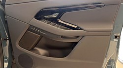 2025 (75) LAND ROVER RANGE ROVER EVOQUE 2.0 D200 Dynamic SE 5dr Auto 5128119