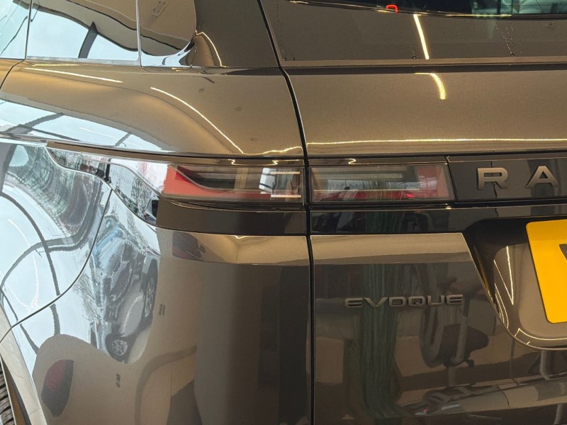 2025 (75) LAND ROVER RANGE ROVER EVOQUE 2.0 D200 Dynamic SE 5dr Auto 5146317