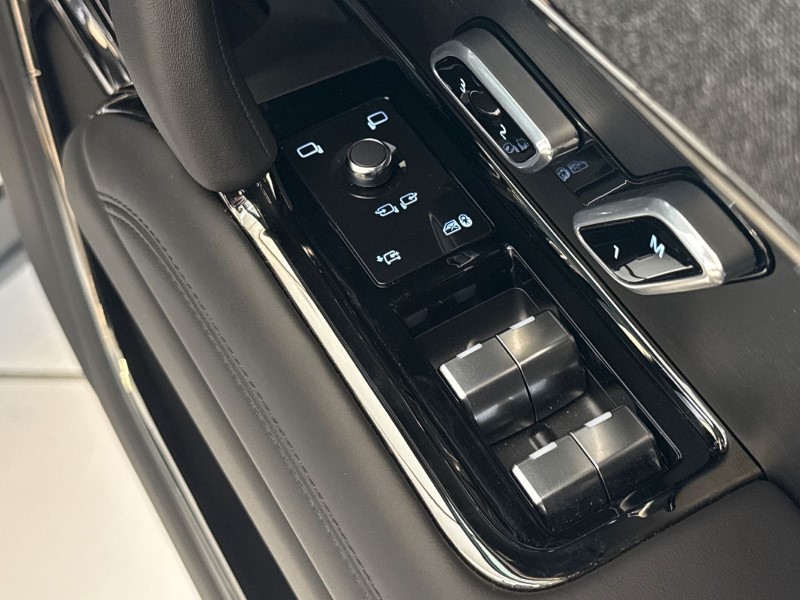 2025 (75) LAND ROVER RANGE ROVER SPORT 3.0 D300 Dynamic SE 5dr Auto 5126585