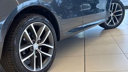 2024 (73) LAND ROVER RANGE ROVER SPORT 3.0 D300 Dynamic SE 5dr Auto 4670259