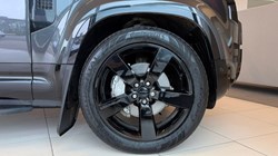 2025 (75) LAND ROVER DEFENDER 3.0 D350 X-Dynamic HSE 110 5dr Auto 5140428