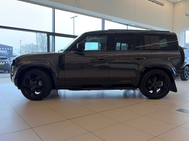 2025 (75) LAND ROVER DEFENDER 3.0 D350 X-Dynamic HSE 110 5dr Auto 5140478