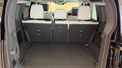 2025 (75) LAND ROVER DEFENDER 3.0 D350 X-Dynamic HSE 110 5dr Auto 5140430