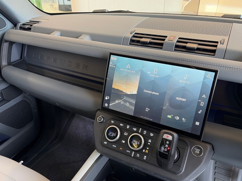 2025 (75) LAND ROVER DEFENDER 3.0 D350 X-Dynamic HSE 110 5dr Auto 5140458