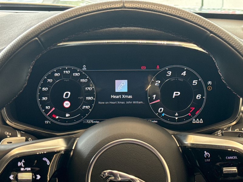 2022 (72) JAGUAR F-PACE 5.0 V8 550 SVR 5dr Auto AWD 4623787