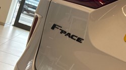 2022 (72) JAGUAR F-PACE 5.0 V8 550 SVR 5dr Auto AWD 4623816