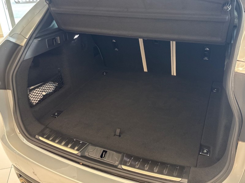 2022 (72) JAGUAR F-PACE 5.0 V8 550 SVR 5dr Auto AWD 4623809