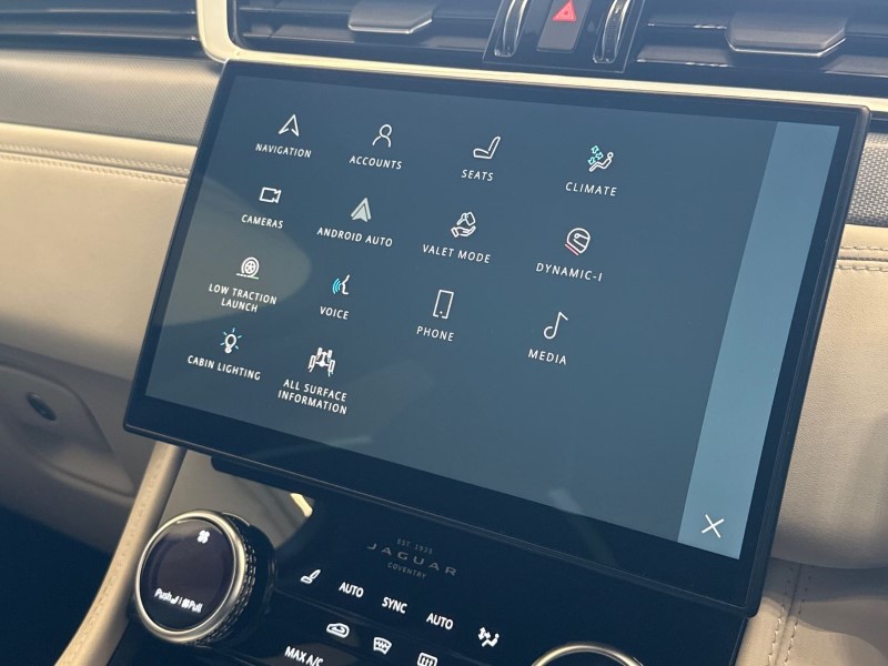 2022 (72) JAGUAR F-PACE 5.0 V8 550 SVR 5dr Auto AWD 4623803