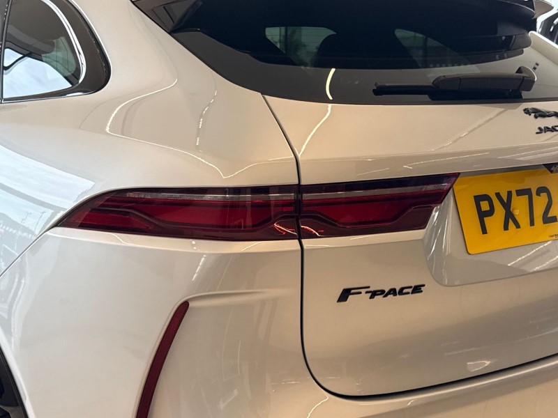 2022 (72) JAGUAR F-PACE 5.0 V8 550 SVR 5dr Auto AWD 4623790