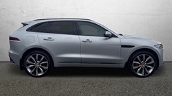 2023 (23) JAGUAR F-PACE 2.0 D200 R-Dynamic SE 5dr Auto AWD 4627184