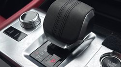 2023 (23) JAGUAR F-PACE 2.0 D200 R-Dynamic SE 5dr Auto AWD 4627192