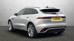 2023 (23) JAGUAR F-PACE 2.0 D200 R-Dynamic SE 5dr Auto AWD 1
