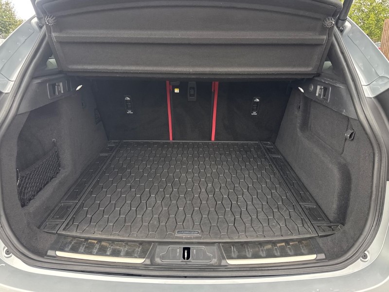 2023 (23) JAGUAR F-PACE 2.0 D200 R-Dynamic SE 5dr Auto AWD 4627189