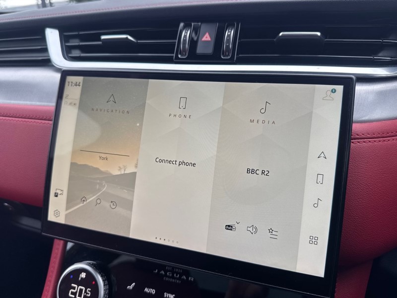 2023 (23) JAGUAR F-PACE 2.0 D200 R-Dynamic SE 5dr Auto AWD 4627209