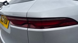 2023 (23) JAGUAR F-PACE 2.0 D200 R-Dynamic SE 5dr Auto AWD 4627227