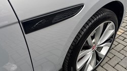 2023 (23) JAGUAR F-PACE 2.0 D200 R-Dynamic SE 5dr Auto AWD 4627199