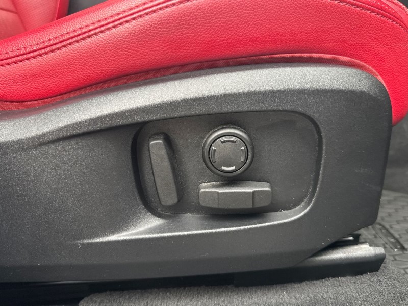 2023 (23) JAGUAR F-PACE 2.0 D200 R-Dynamic SE 5dr Auto AWD 4627203