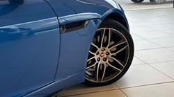 2019 (19) JAGUAR F-TYPE 2.0 R-Dynamic 2dr Auto 4639011