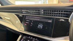 2020 (69) AUDI Q7 45 TDI Quattro S Line 5dr Tiptronic 4647200