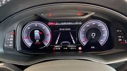 2020 (69) AUDI Q7 45 TDI Quattro S Line 5dr Tiptronic 4647177