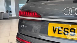 2020 (69) AUDI Q7 45 TDI Quattro S Line 5dr Tiptronic 4647222