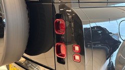 2024 (73) LAND ROVER COMMERCIAL DEFENDER 3.0 D300 Hard Top X-Dynamic HSE Auto 4664785