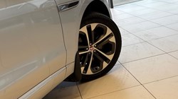 2022 (22) JAGUAR F-PACE 2.0 P400e R-Dynamic HSE 5dr Auto AWD 4658584