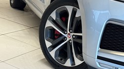 2022 (22) JAGUAR F-PACE 2.0 P400e R-Dynamic HSE 5dr Auto AWD 4658579