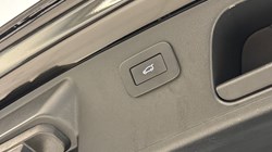 2022 (72) JAGUAR E-PACE 1.5 P300e R-Dynamic HSE 5dr Auto 4663804