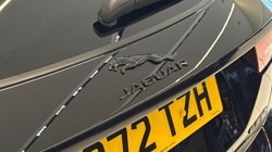 2022 (72) JAGUAR E-PACE 1.5 P300e R-Dynamic HSE 5dr Auto 4663809